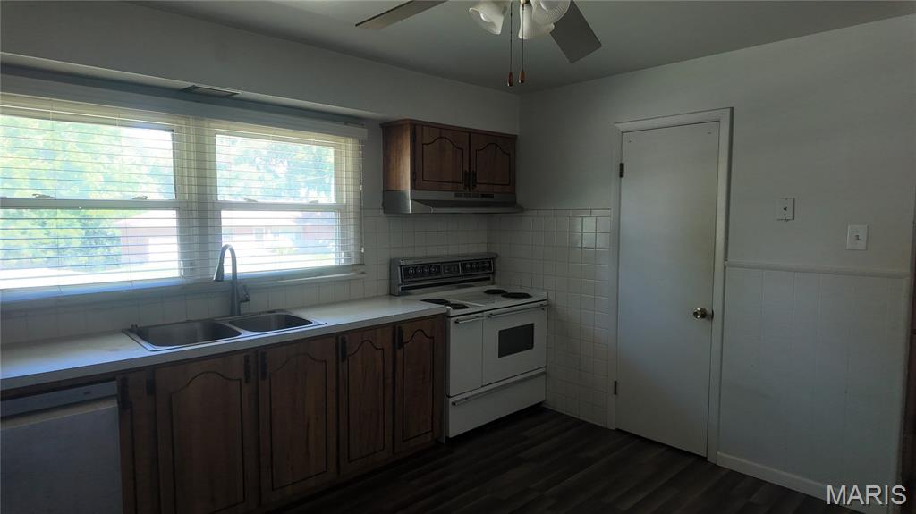 12050 Mignon Drive Property Photo 4