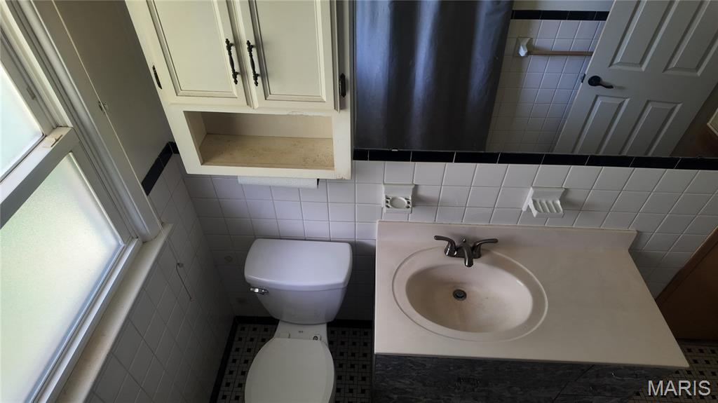 12050 Mignon Drive Property Photo 11