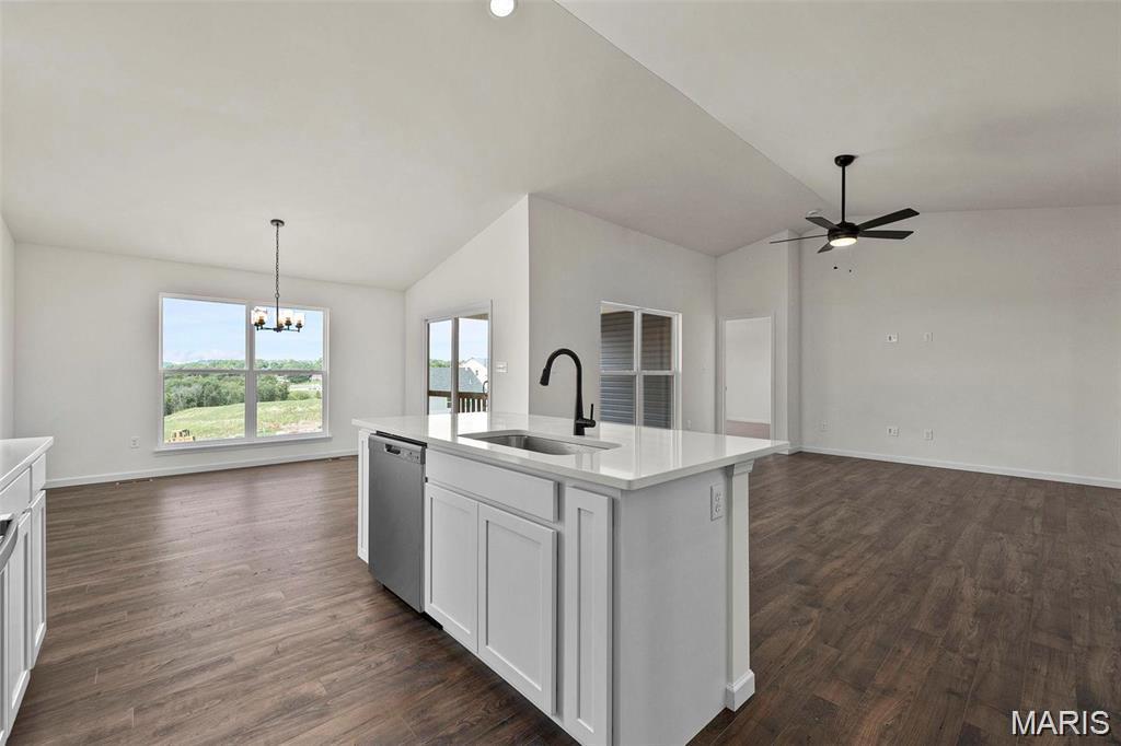 228 Westhaven Circle Drive Property Photo 8