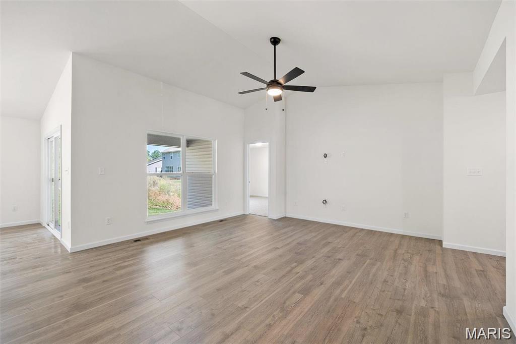 442 Sweetgrass Drive Property Photo 6
