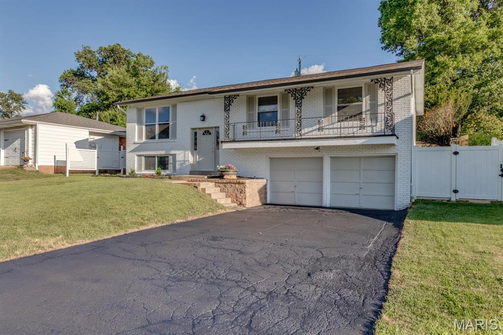 11114 Torigney Drive Property Photo 3