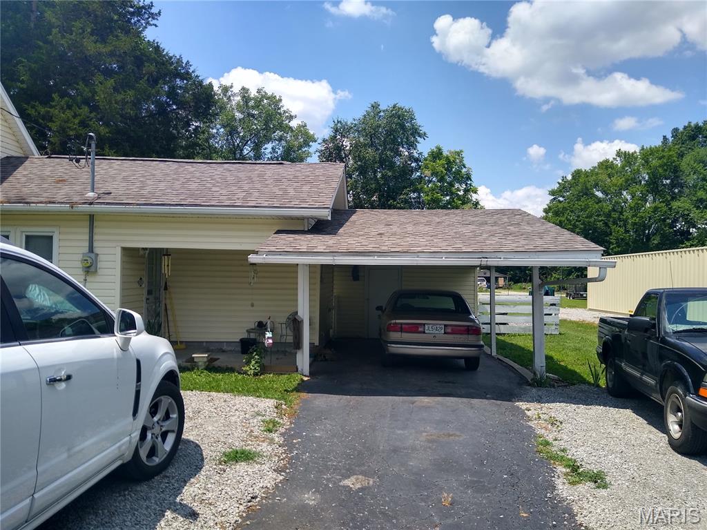 904 W Park Street Property Photo 11