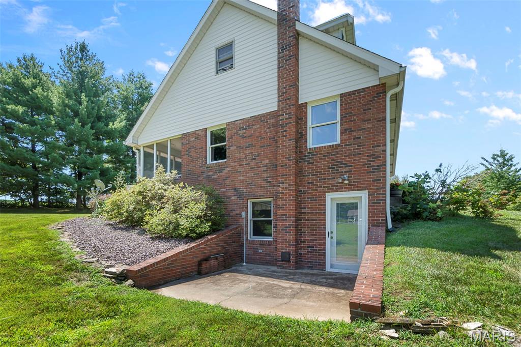 302 Country Lane Property Photo 24