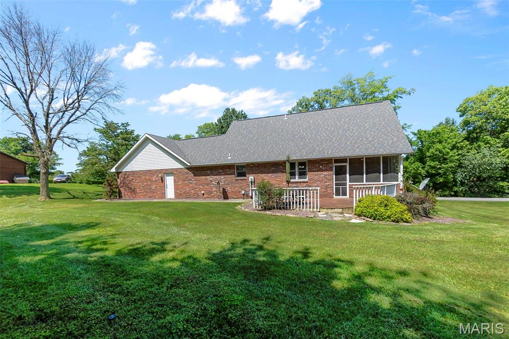 302 Country Lane Property Photo 25