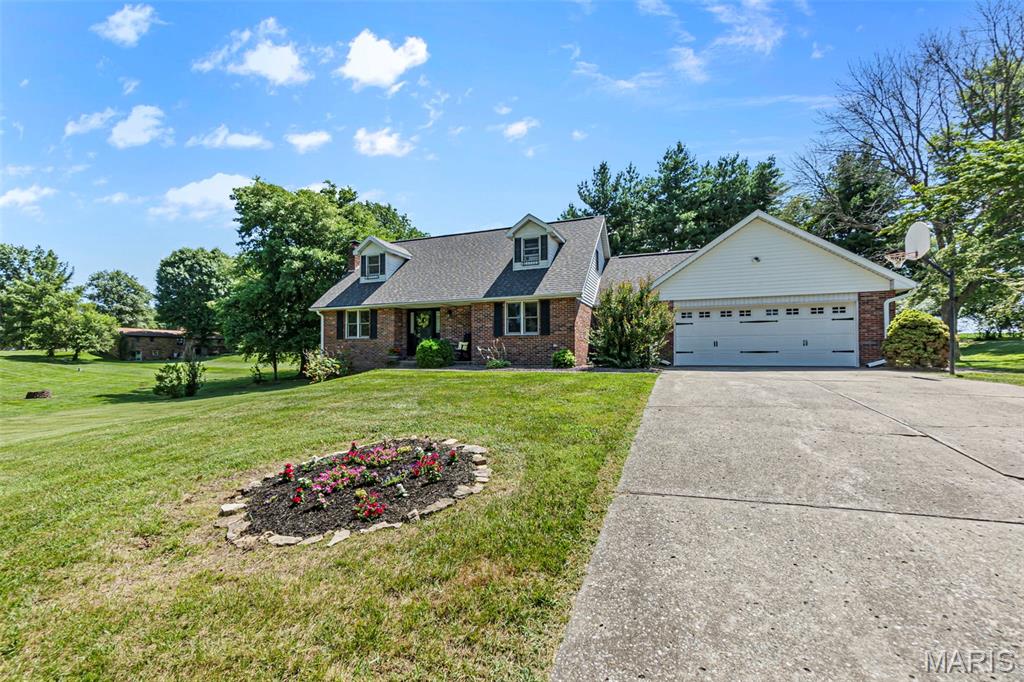 302 Country Lane Property Photo 29