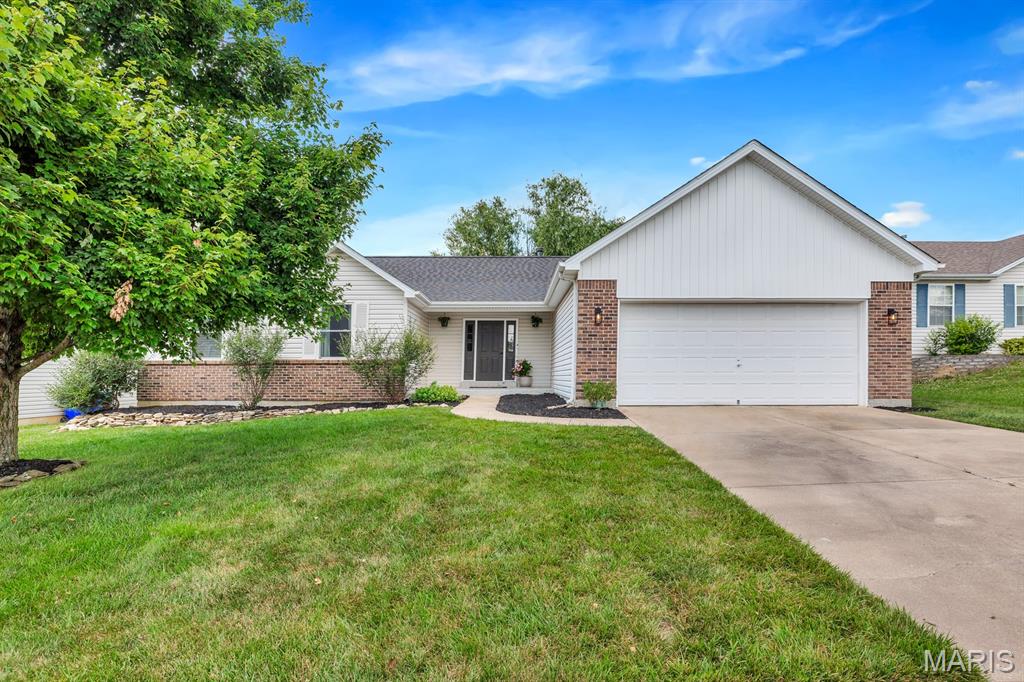 729 Sunflower Ridge Court Property Photo 1