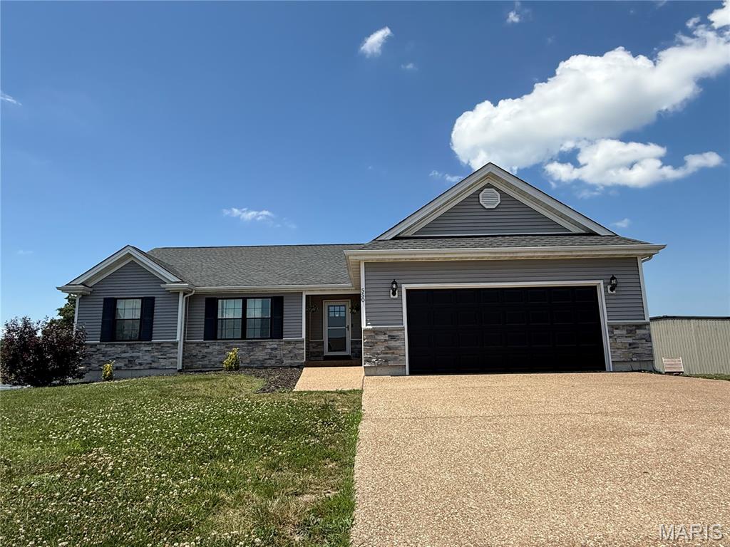 550 Austin Drive Property Photo 3