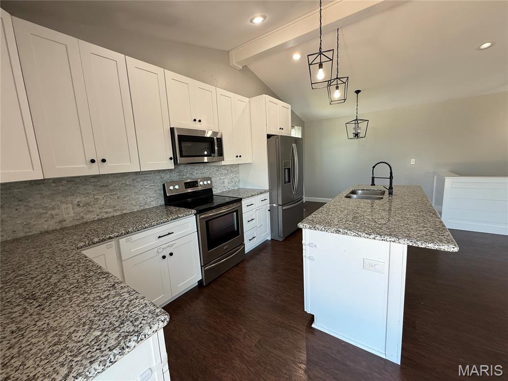 550 Austin Drive Property Photo 10