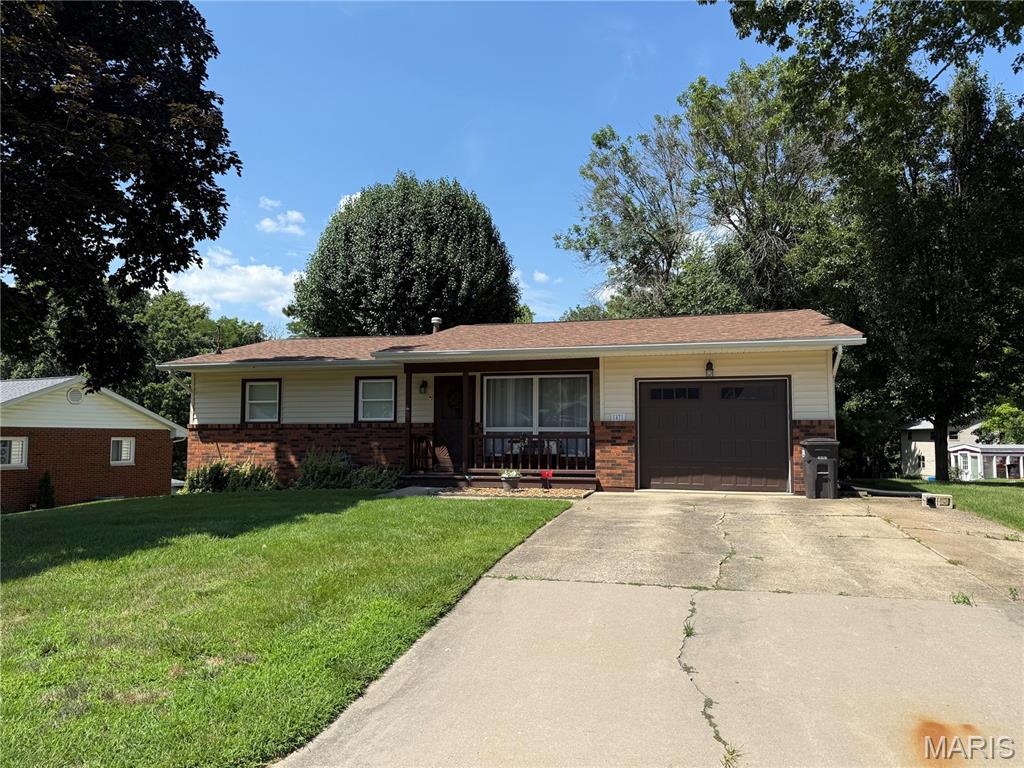 1471 Ladd Avenue Property Photo 1