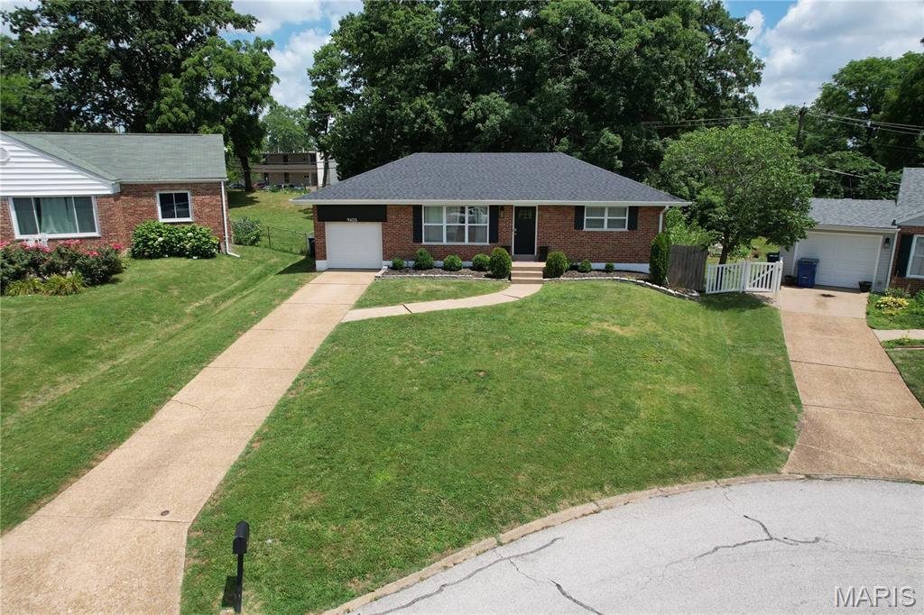 9405 High Hill Court Property Photo 2
