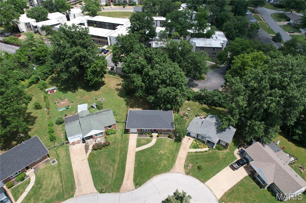 9405 High Hill Court Property Photo 3