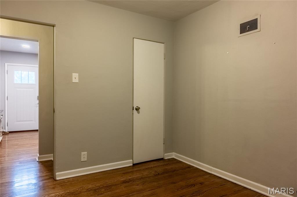 9405 High Hill Court Property Photo 16