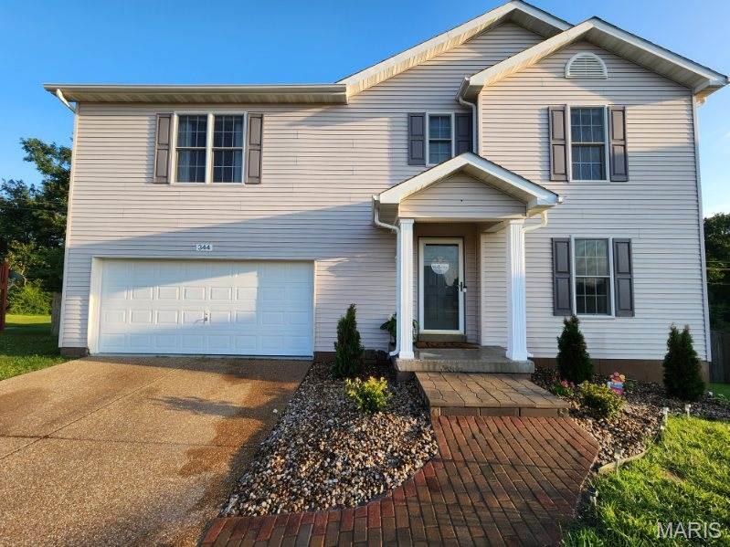 344 Mitulski Drive Property Photo 1