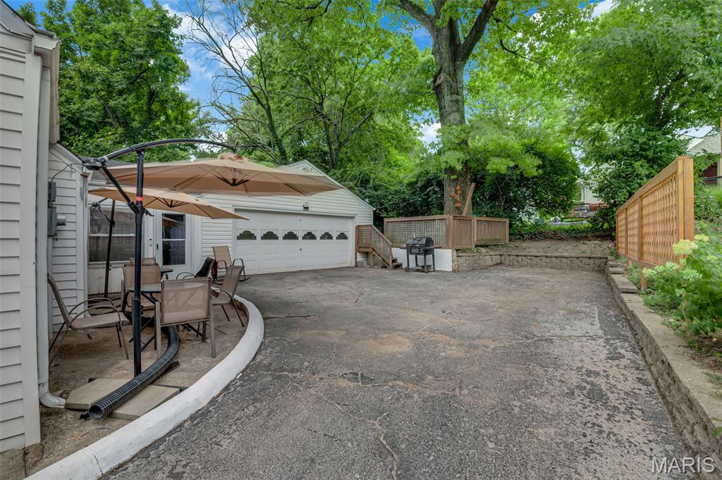 22 Green Acres Road Property Photo 31