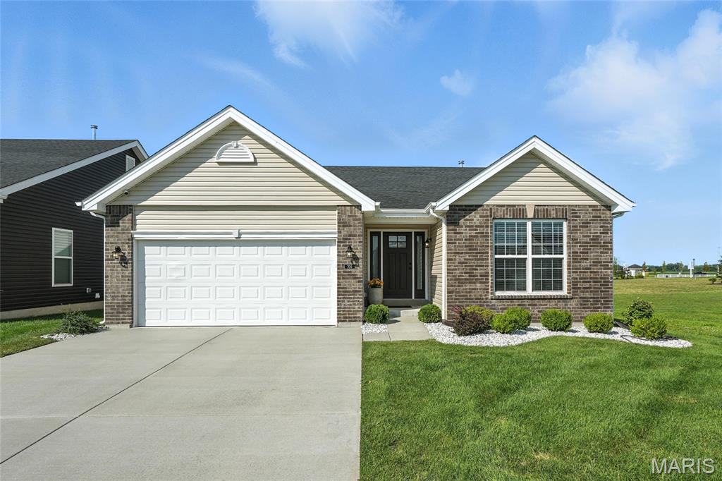 706 Palisades Drive Property Photo 1