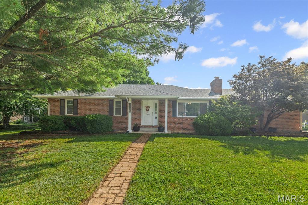 1735 Meadow Lane