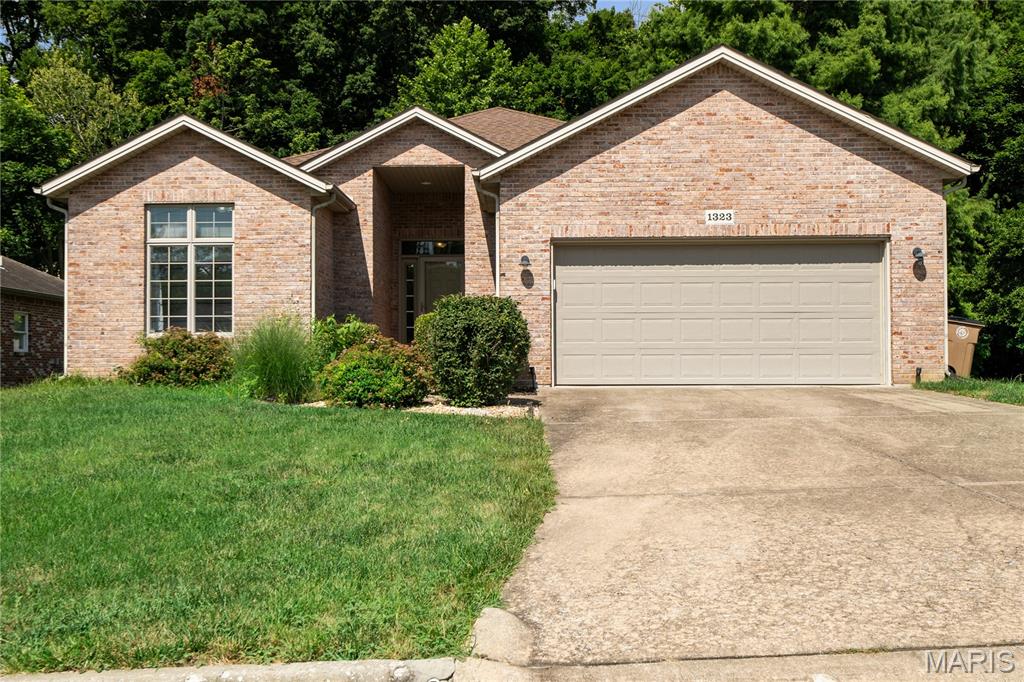1323 Copper Drive Property Photo 1