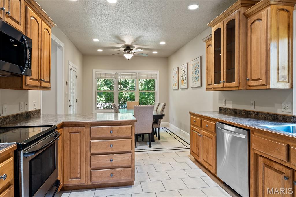 1323 Copper Drive Property Photo 10