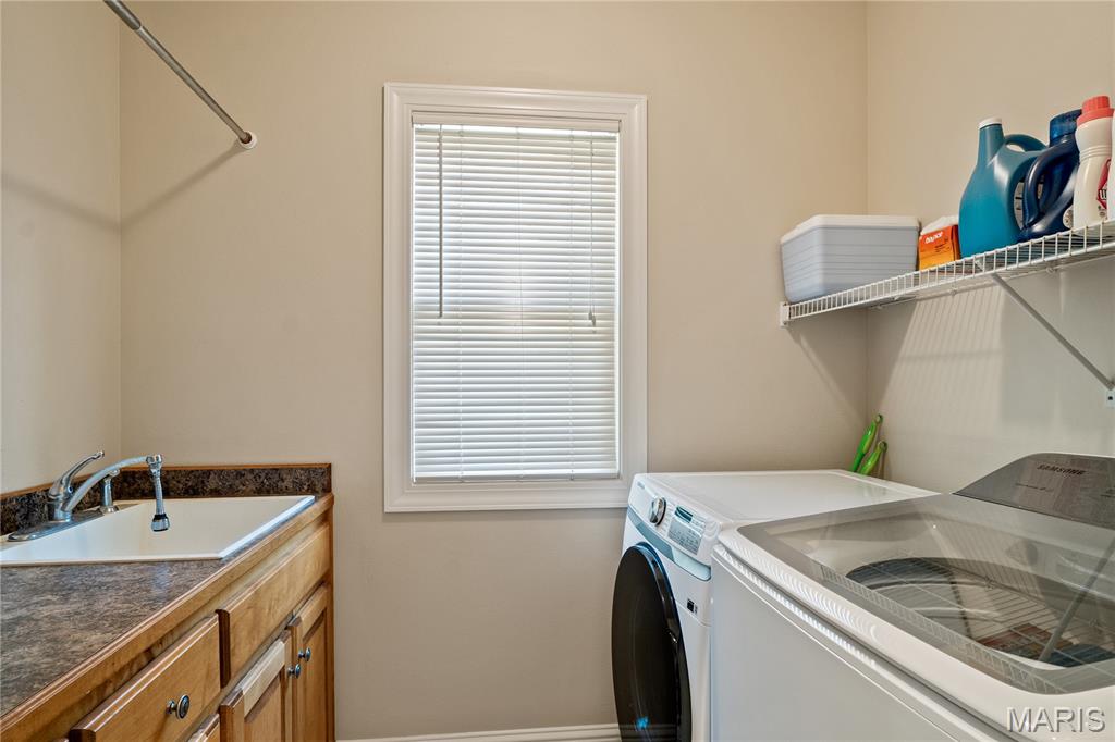 1323 Copper Drive Property Photo 14
