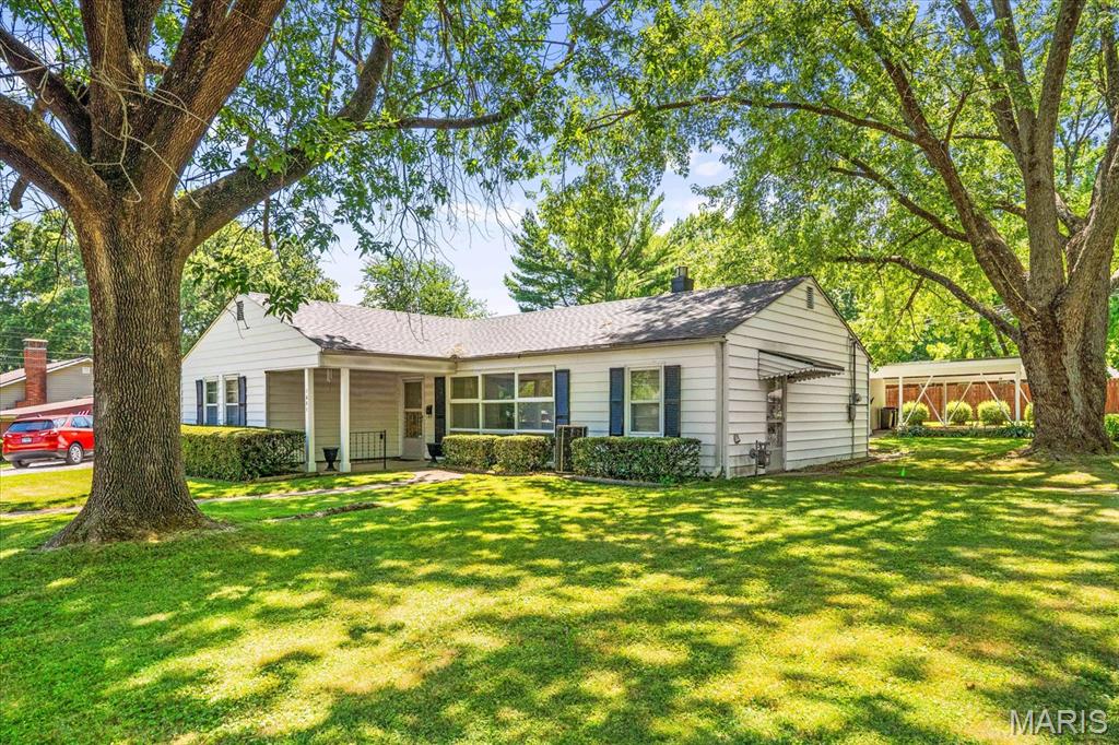1631 Foster Drive Property Photo 3