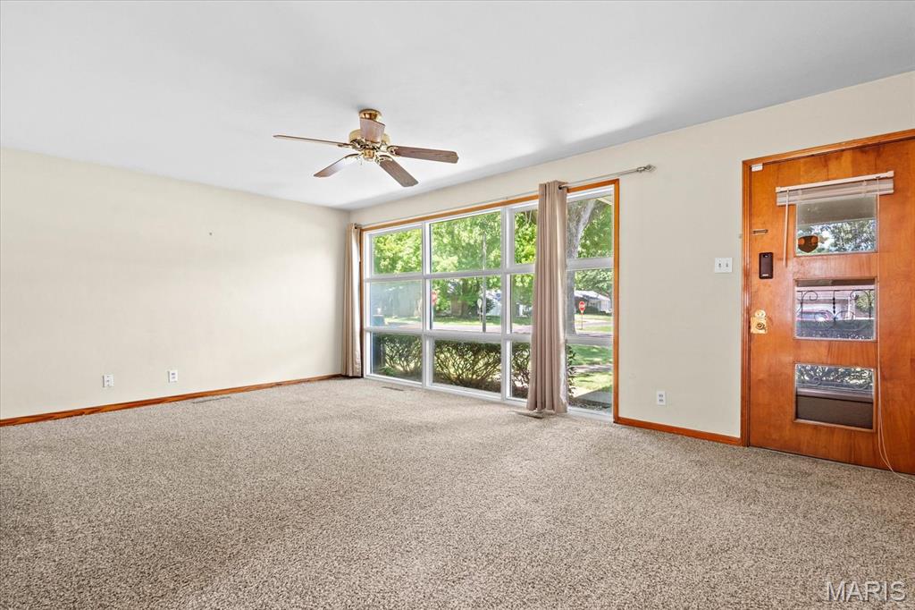 1631 Foster Drive Property Photo 8