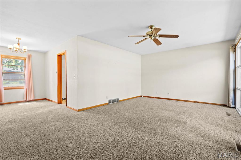 1631 Foster Drive Property Photo 10