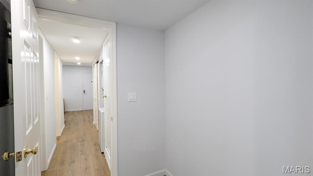 1669 Mayenne Court B Property Photo 30