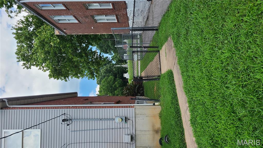 4916 W Florissant Avenue Property Photo 26