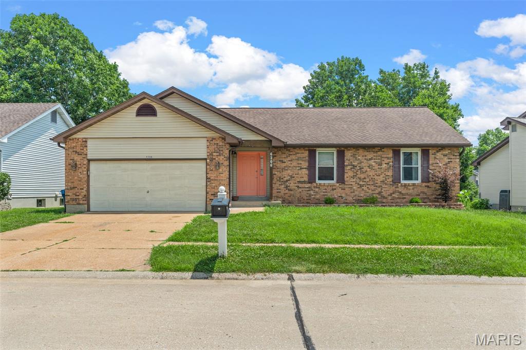 6206 Stratford Glen Court Property Photo 1