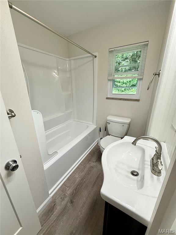 900 Caseyville Road Property Photo 12