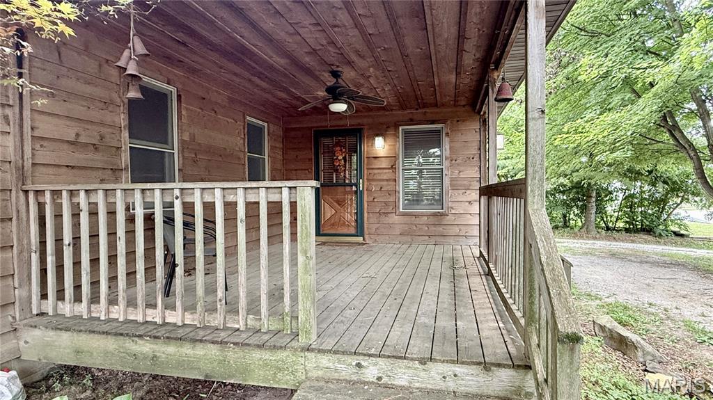 504 N Moore Street Property Photo 3