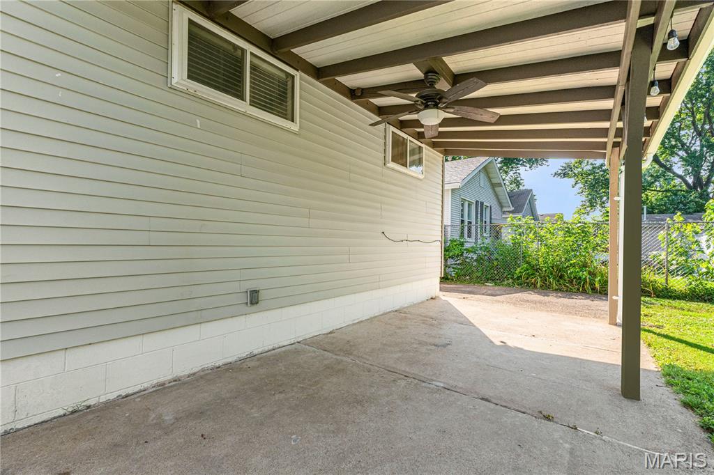 3710 Risch Avenue Property Photo 27