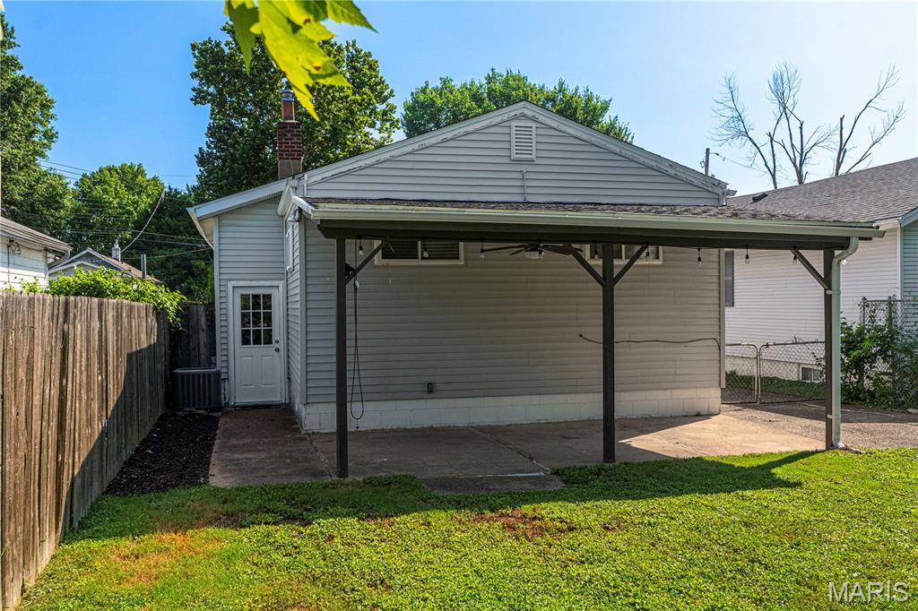 3710 Risch Avenue Property Photo 29