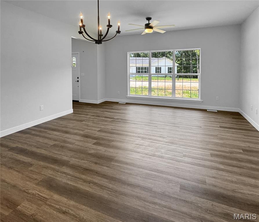 15008 Spur Creek Road Property Photo 6