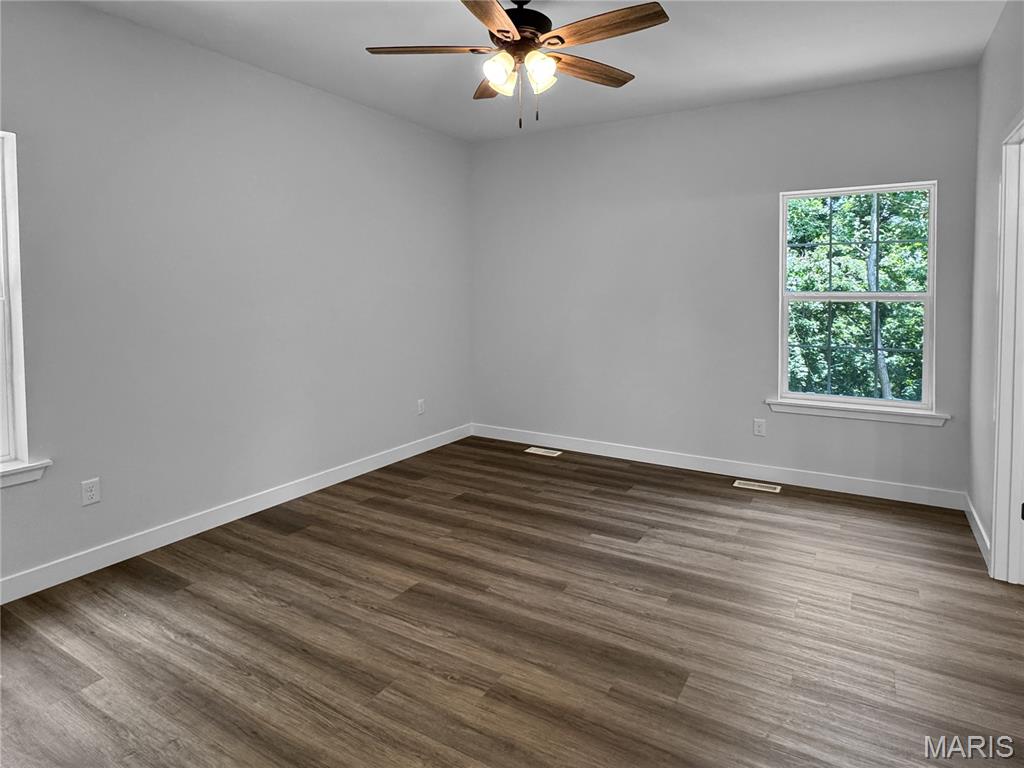 15008 Spur Creek Road Property Photo 23