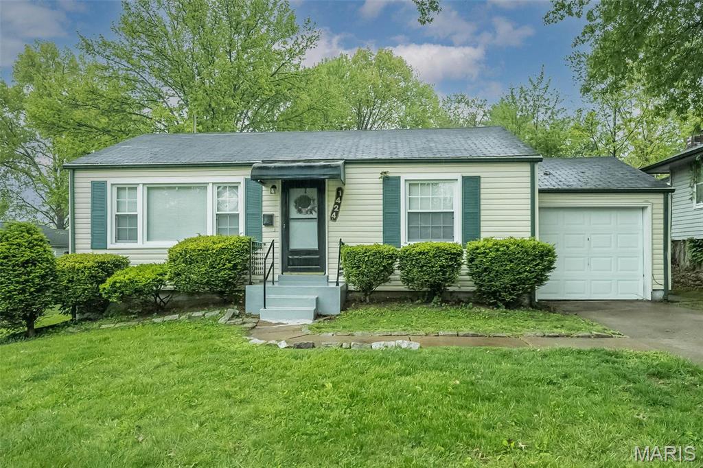 1424 Golden Drive Property Photo 1