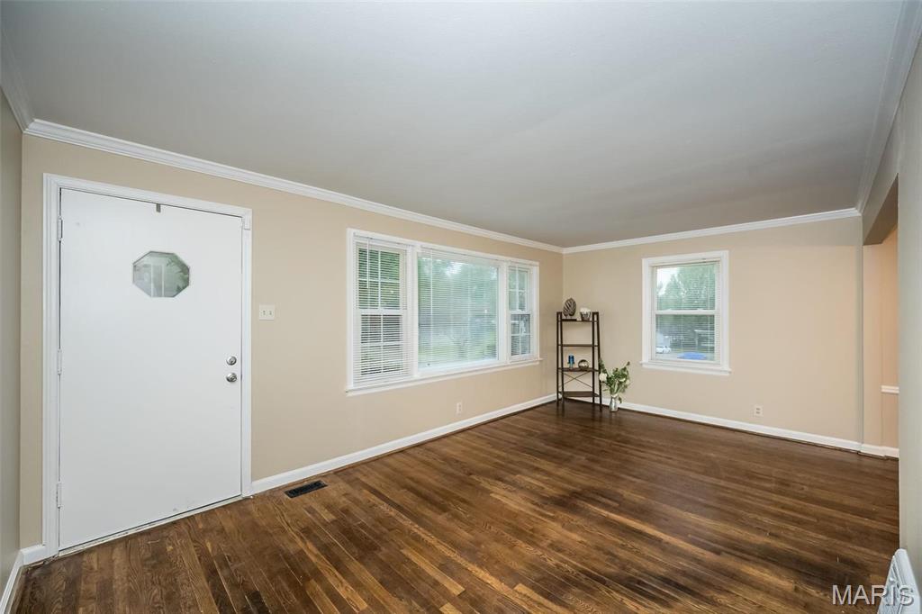1424 Golden Drive Property Photo 2