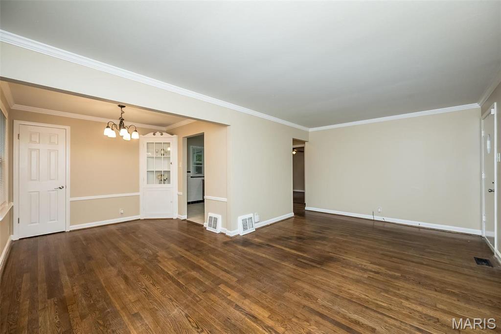 1424 Golden Drive Property Photo 3