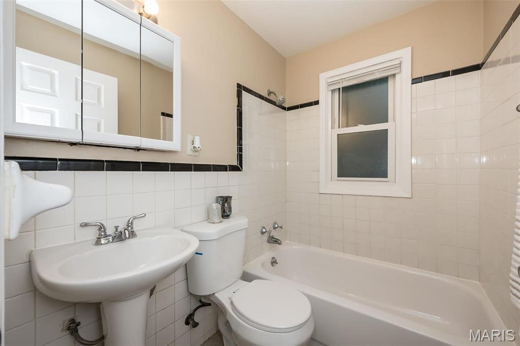 1424 Golden Drive Property Photo 13
