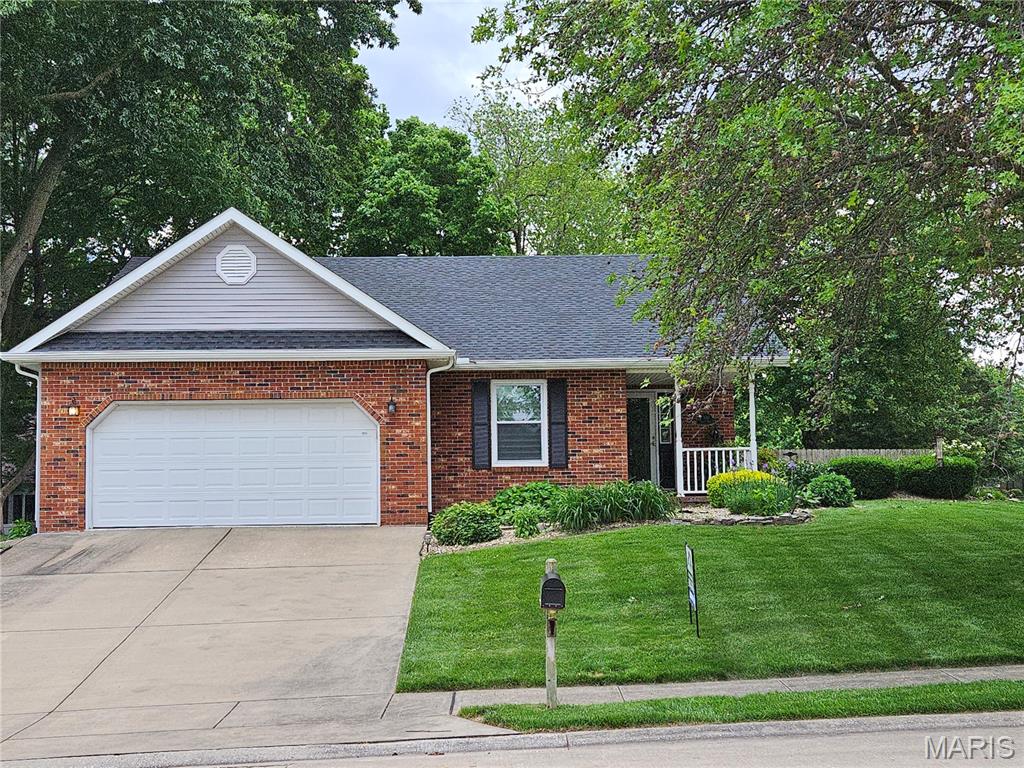 700 Vassar Drive Property Photo 2