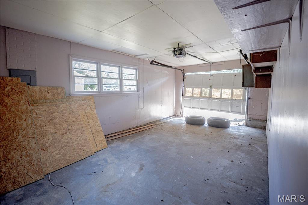 4911 Jeanne Place Property Photo 11