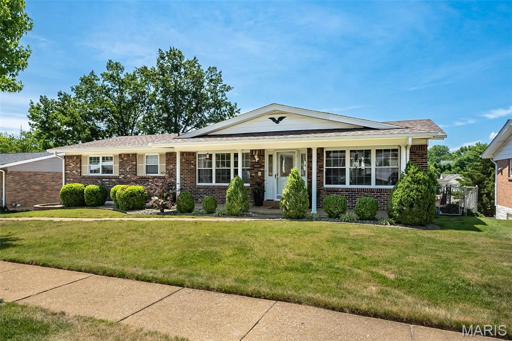 3228 Hedgetree Lane Property Photo 3