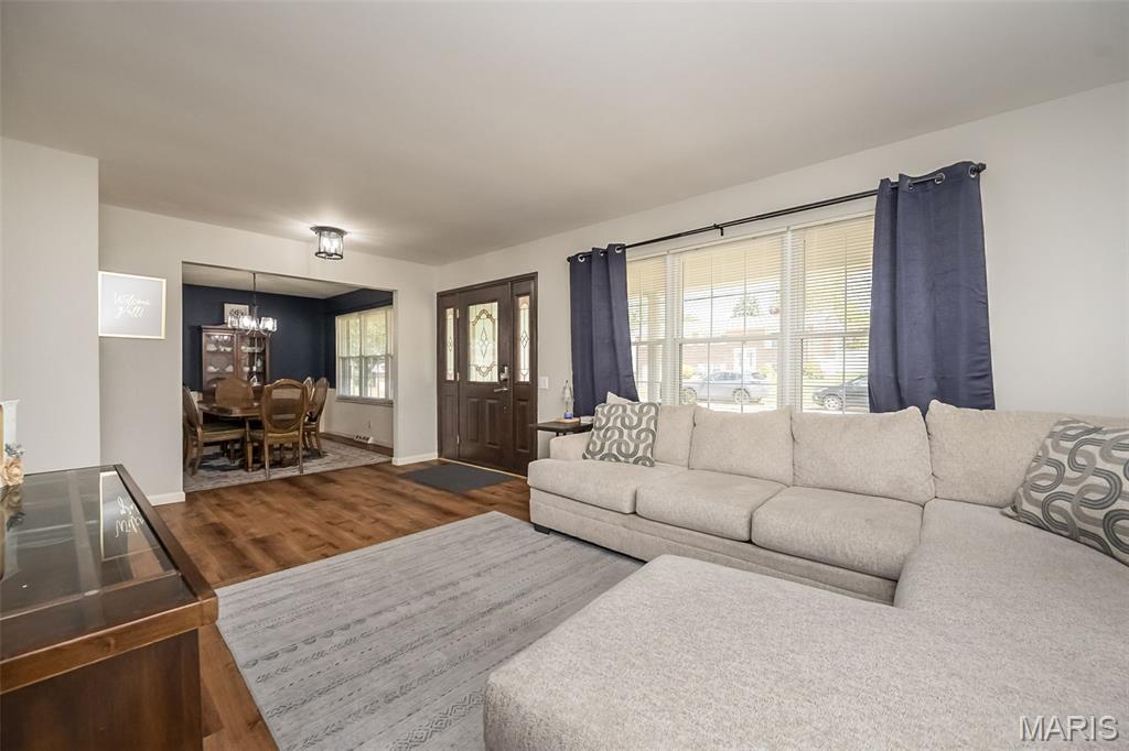 3228 Hedgetree Lane Property Photo 11