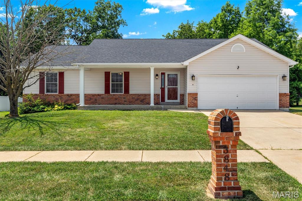 3848 Bedford Pointe Drive Property Photo 1