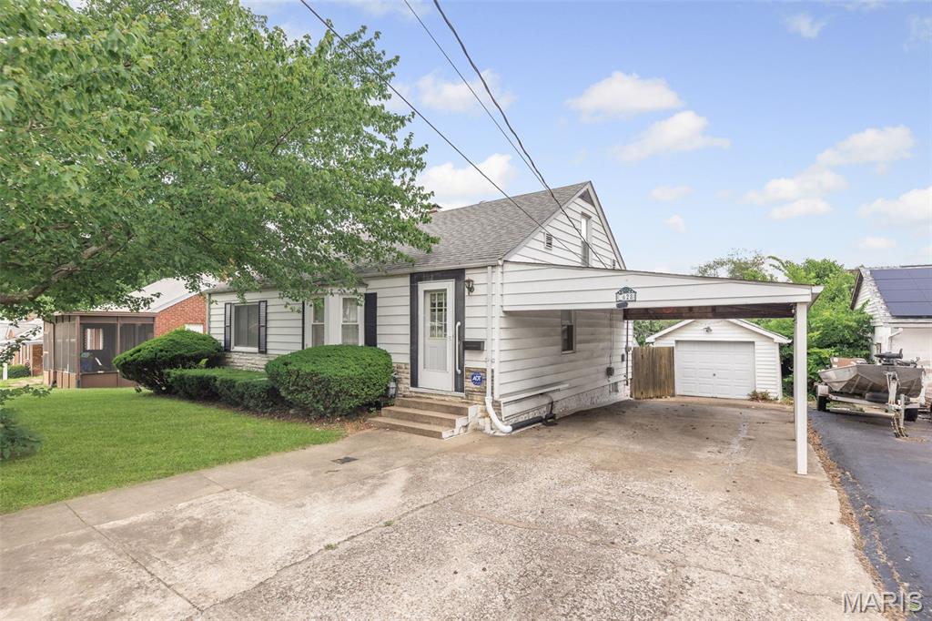 3628 Western Avenue Property Photo 1