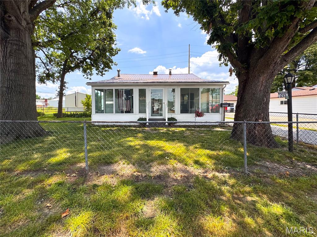 633 State Street Property Photo 1