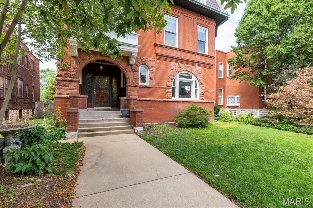 4365 Forest Park Avenue Property Photo 1