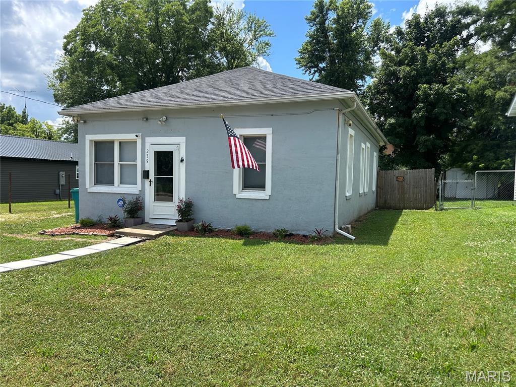 239 N Center Street