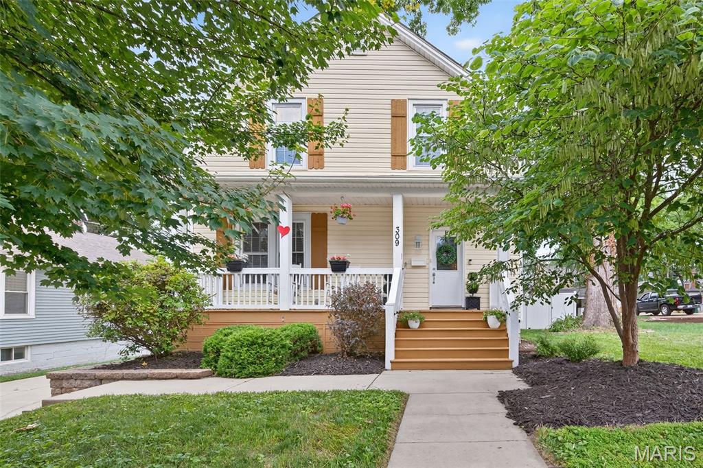 309 Greeley Avenue Property Photo 1