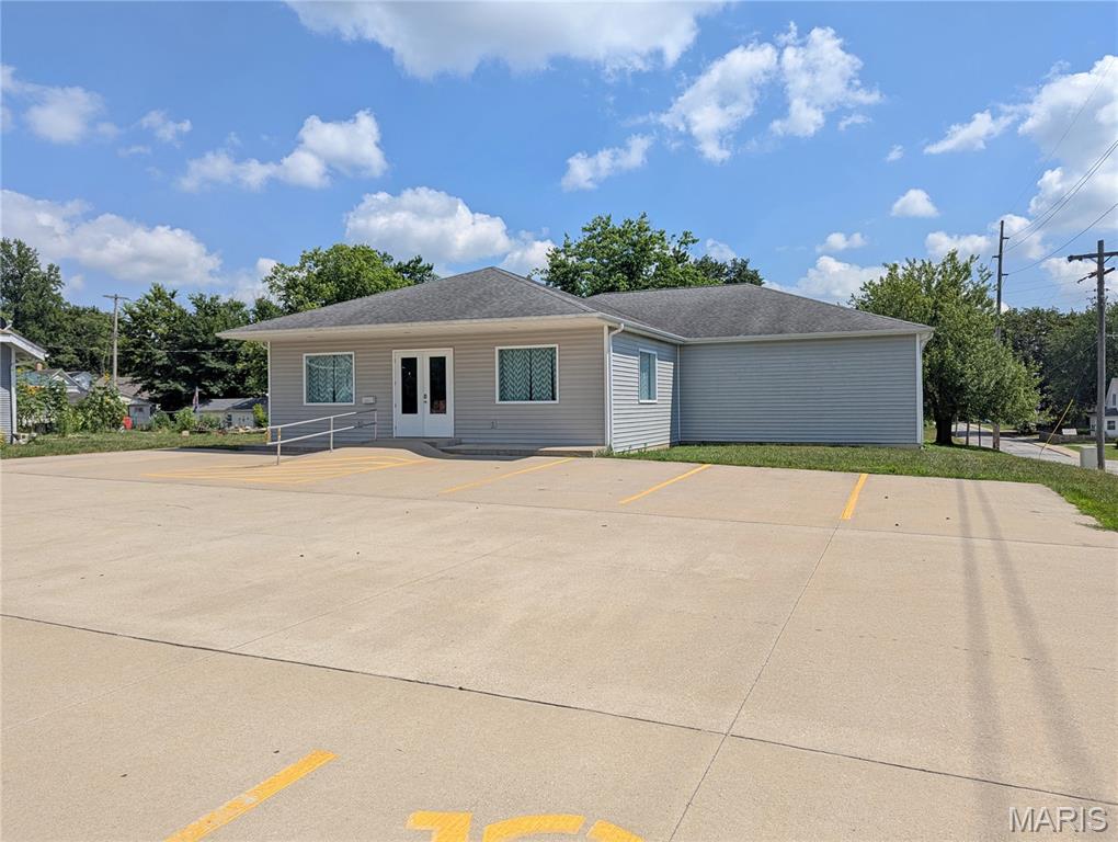 1110 School Street Property Photo 1